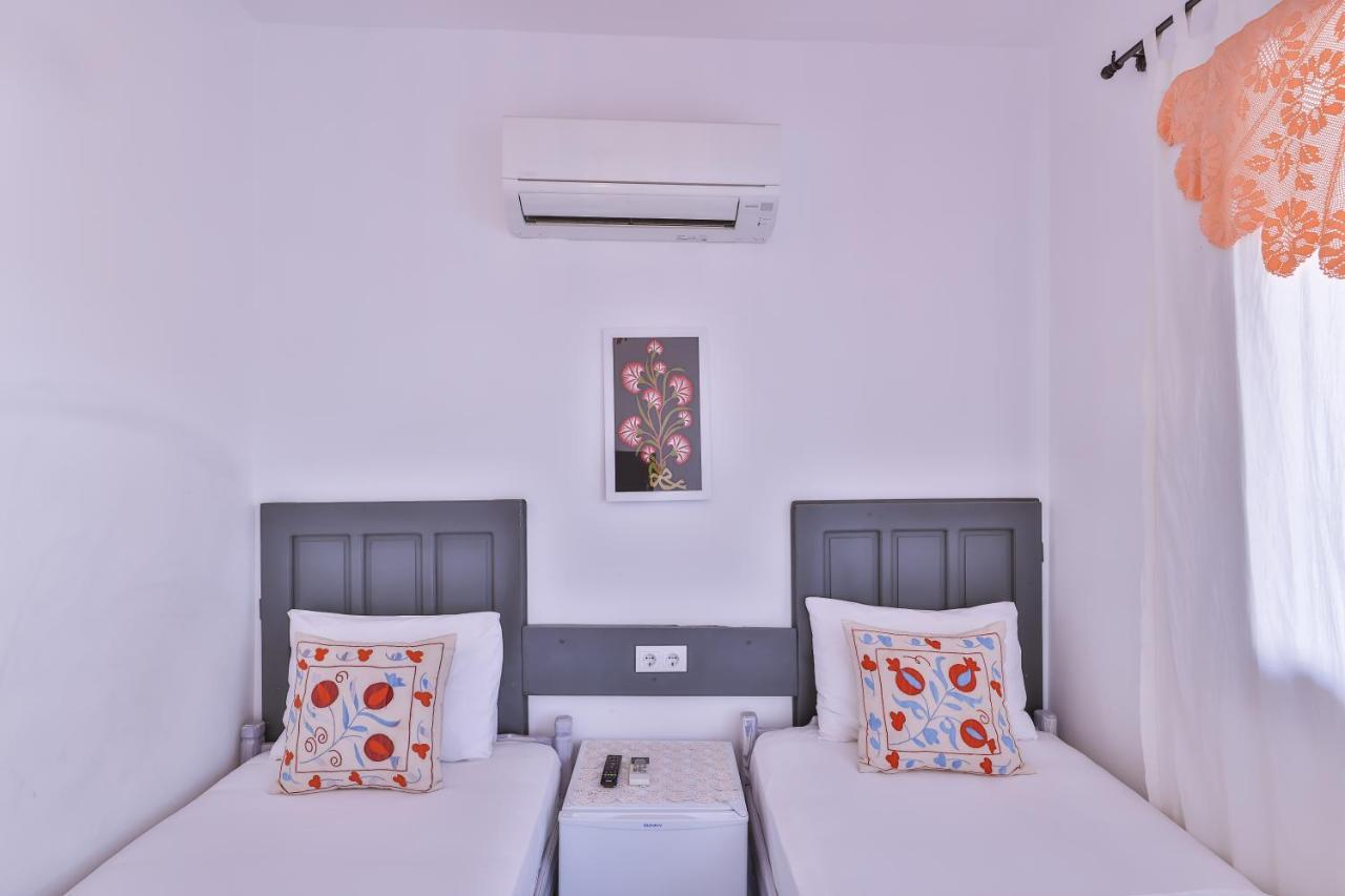 Dantel Butik Ev Pansiyon Kaş Esterno foto