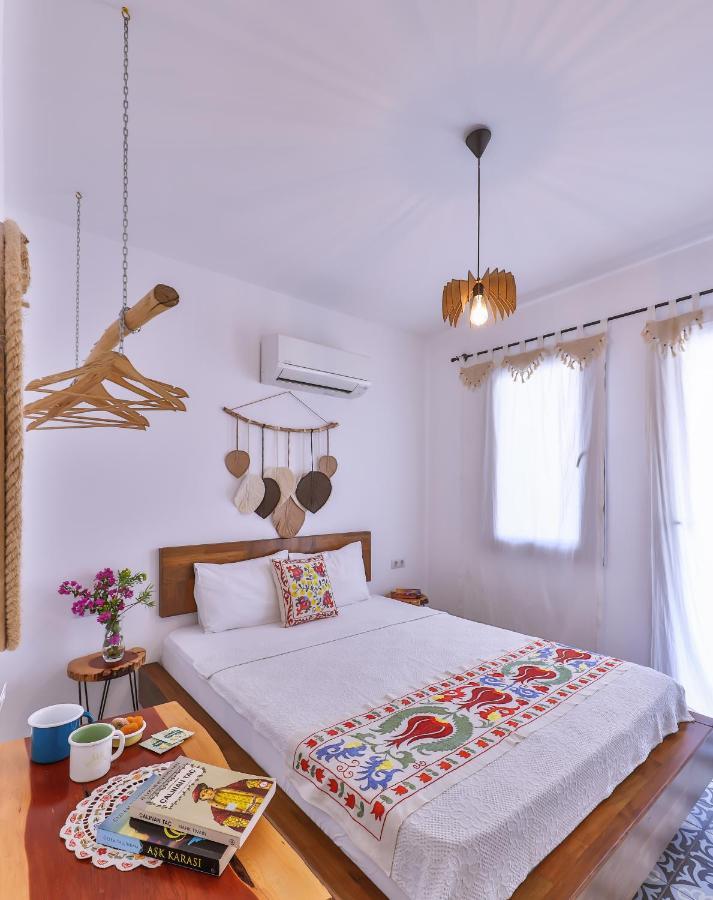 Dantel Butik Ev Pansiyon Kaş Esterno foto