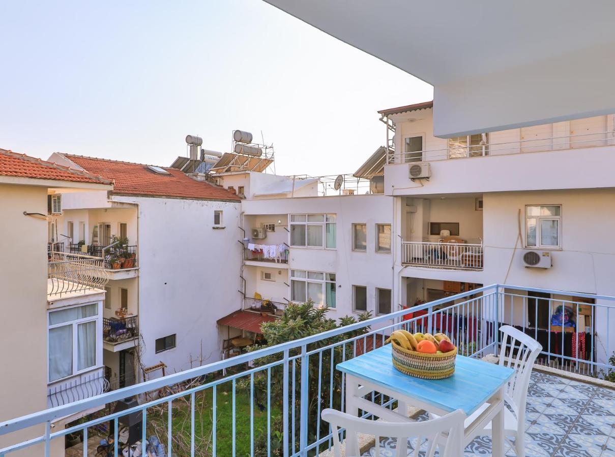 Dantel Butik Ev Pansiyon Kaş Esterno foto